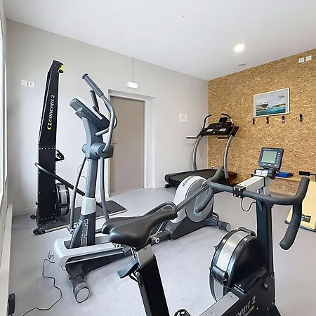 Hébergement de vacances Mobil-home Grand Confort à 200m De La Plage, 4 Pers, Piscine Chauffée, Parking, Wi-fi Inclus - Fr-1-361a-8 Jullouville